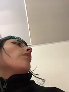 baby_akuma_ webcam