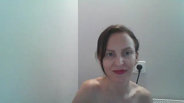 AnnaTight live cam on StripChat
