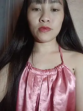 Cherry-squirtt live cam on StripChat