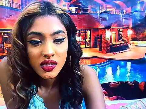 IndianPretty14u2Luv live cam on StripChat