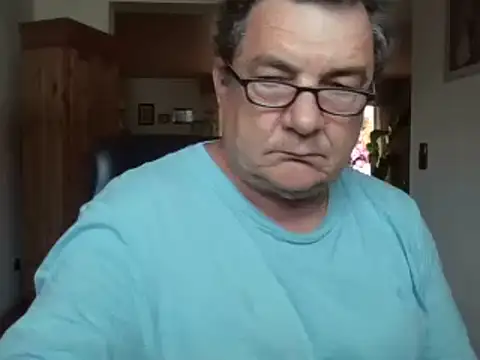 Nobbie444 live sex cam
