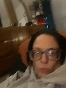 HumbleHottie live cam on StripChat