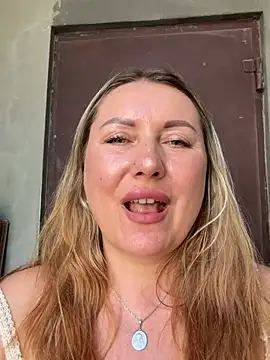 Katti_Kissa webcam