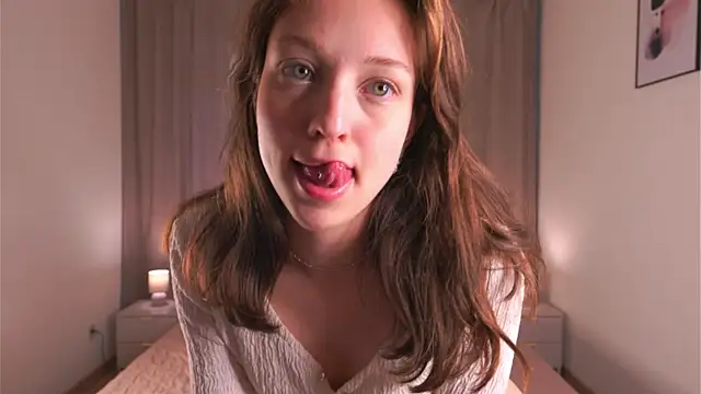 SusanaHallet webcam