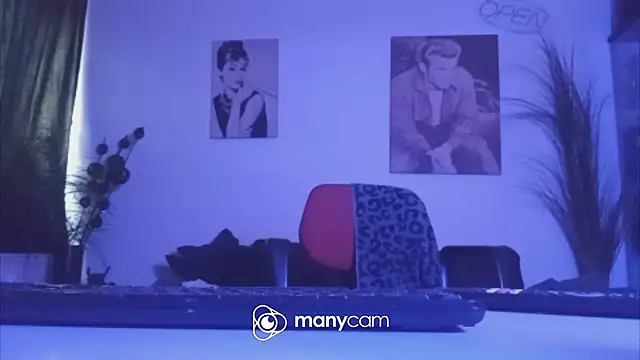 der_dino30 live sex cam