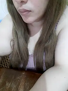Madam_bezzzoul webcam