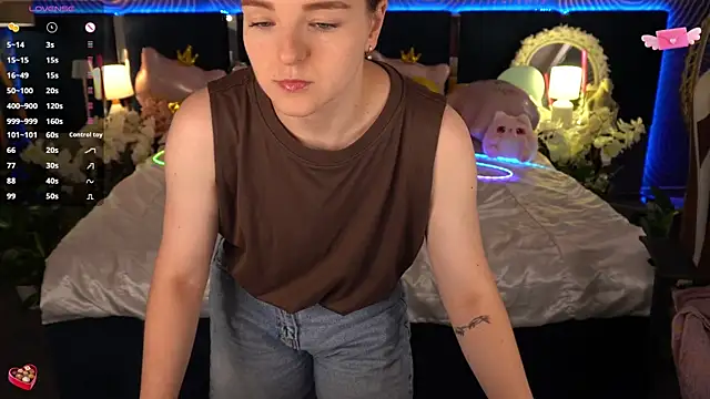FoxyShy webcam