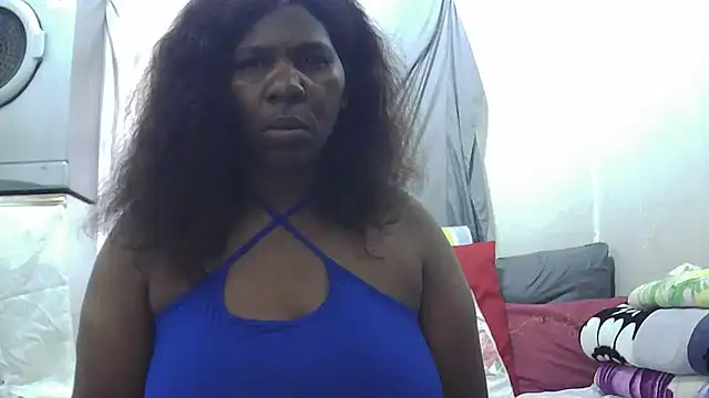 Delicioussexy live cam on StripChat