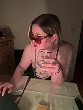 Granlady7 live cam on StripChat