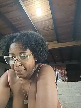 ChanneldelaCroix live cam on StripChat