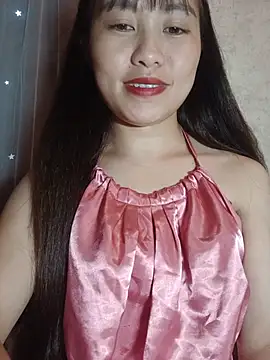 Cherry-squirtt live cam on StripChat