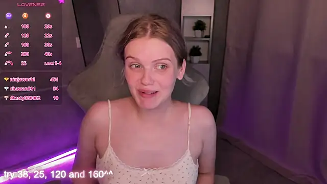 Alisa_Allison webcam