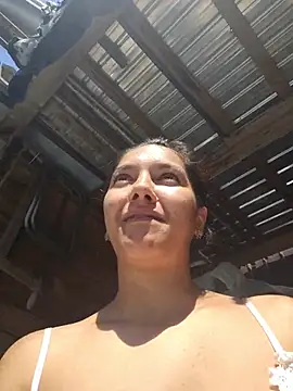 Lusandra1837lusi webcam