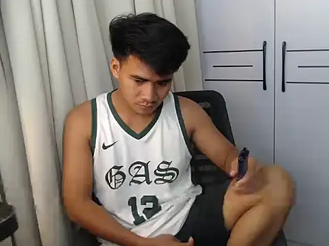 thomasbigcockxxx webcam