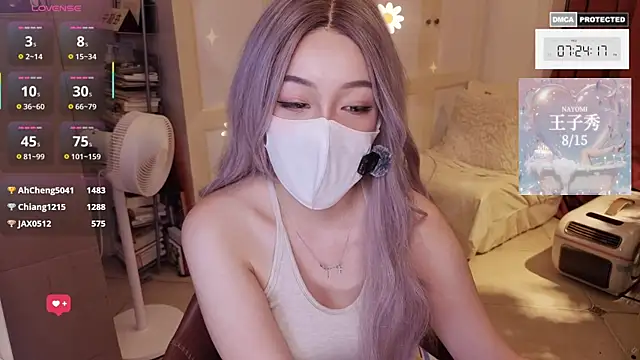 nayomi_34f