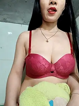 Vyvvyy69 live cam on StripChat