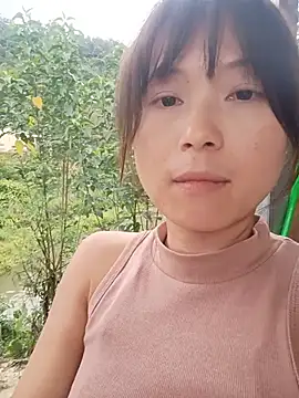 linda-yiyi - Linda-yiyi's free webcam - UK Sex Cams