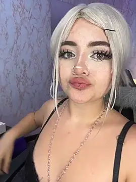 lya_nekko_ webcam