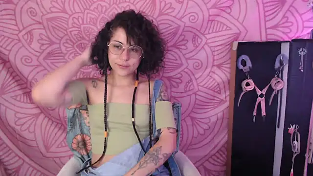 Hellen_dumont live cam
