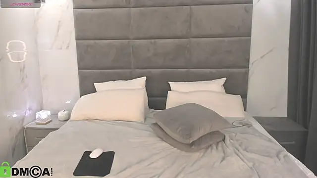 candy_fang live cam on StripChat