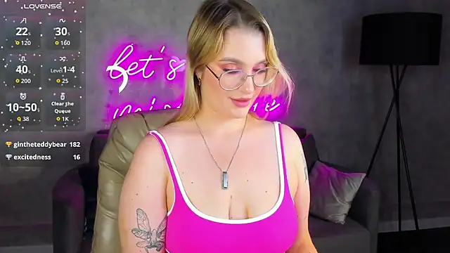 Viickie_Nelsson webcam