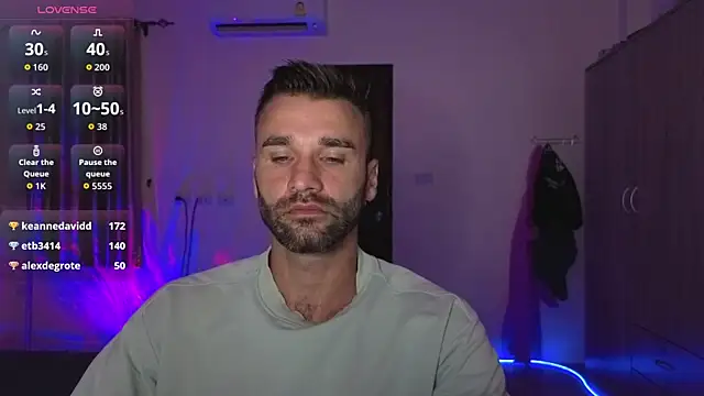 DaddySlava live sex cam