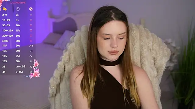 Milana_Moons webcam