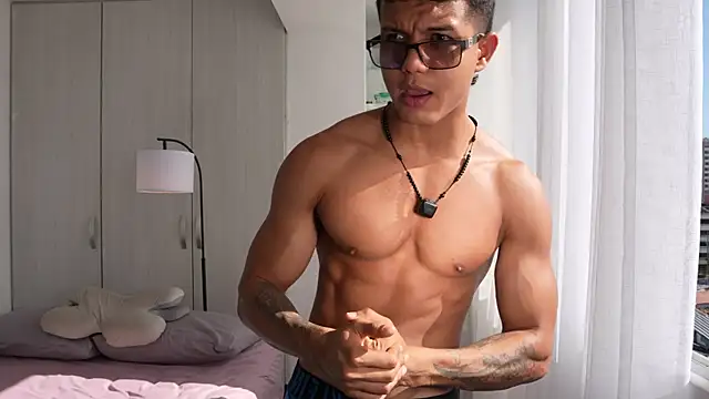 Paradise_boy__ webcam