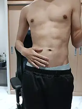 Mochi8802's cam show statistics and live stream