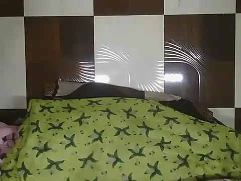 hotee_bhabi live sex cam