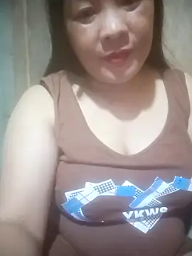 MISSAGKUTE20 live cam on StripChat