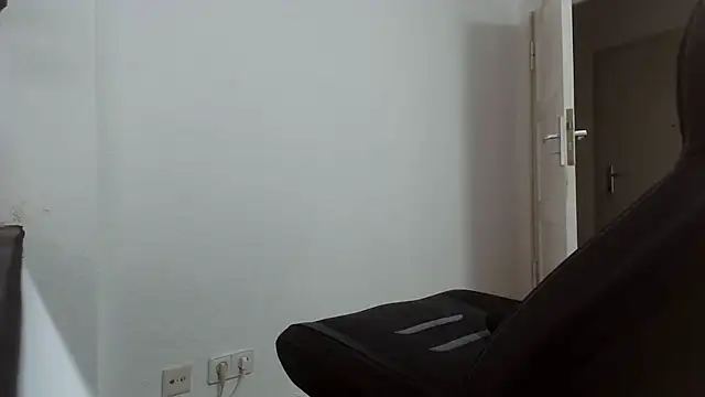 fit_ass_2021 live cam on StripChat
