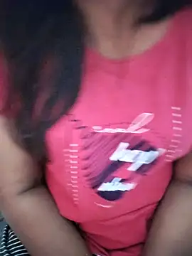 Rashmi-cute live cam on StripChat