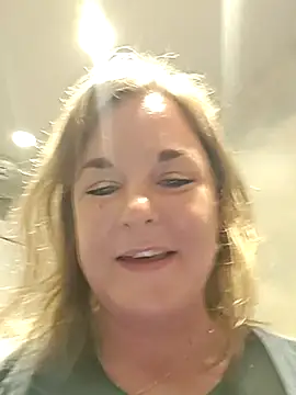 SwedishJennifer webcam