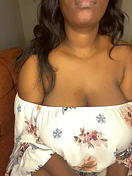 Naughty-sonia2 webcam