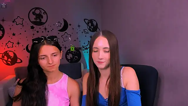 bella_dorn (F teen) - flash tits