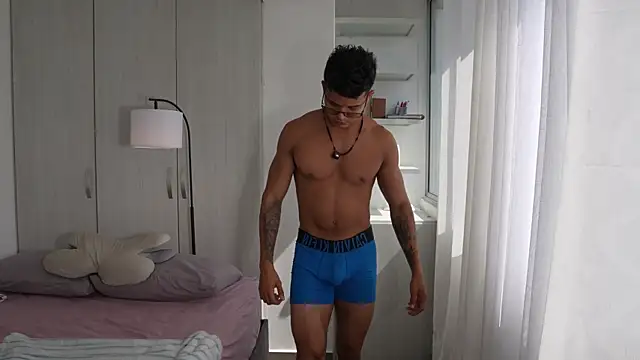 Paradise_boy__ webcam