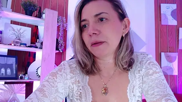 milfsecret69 webcam