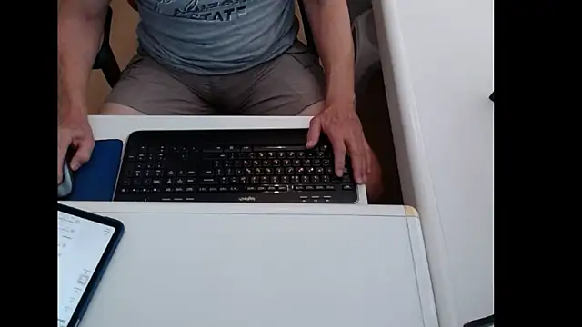 dutchpornking live cam on StripChat