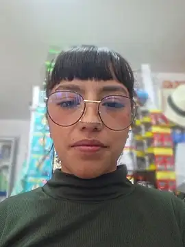 Cute_hollywood1