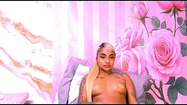 indian_barbie webcam