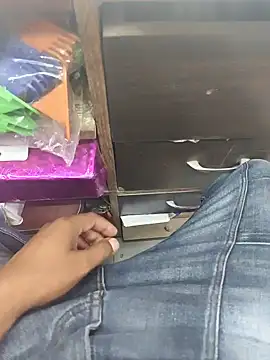 X-boy-11 live cam on StripChat