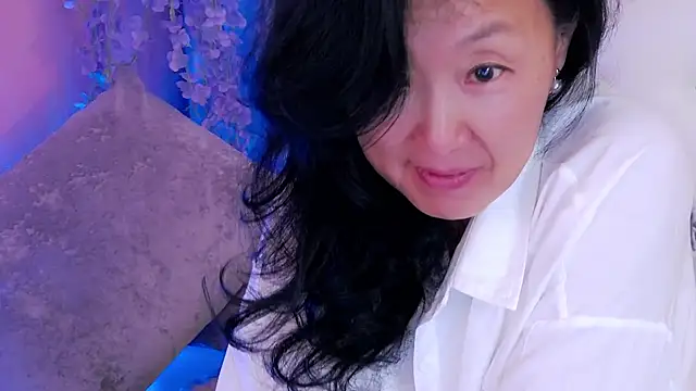 S_andra_ live cam on StripChat