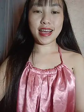 Cherry-squirtt live cam on StripChat