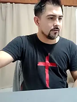 Bradd_32 webcam