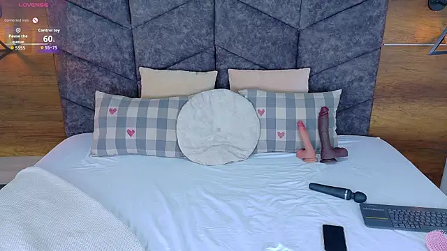 AnnieRouse__ webcam