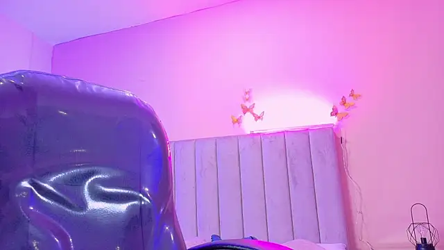 Nascary_Fox webcam