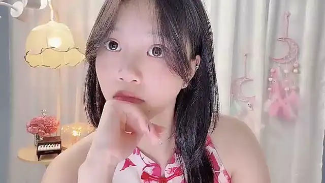 yanys521 (F young) - 脑袋昏昏，电量不足，依旧准时奔赴大家