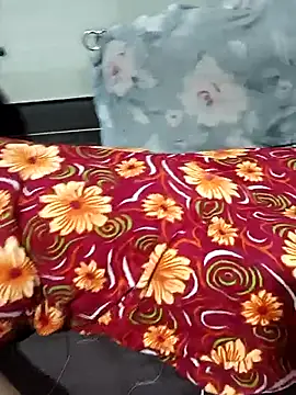 DipaliAliya live cam on StripChat