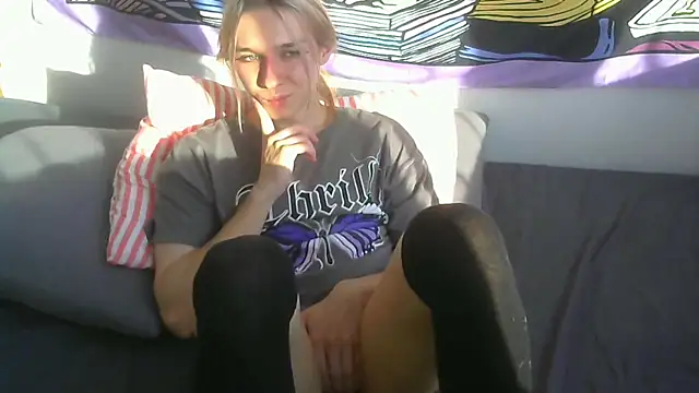 icebenz live cam on StripChat